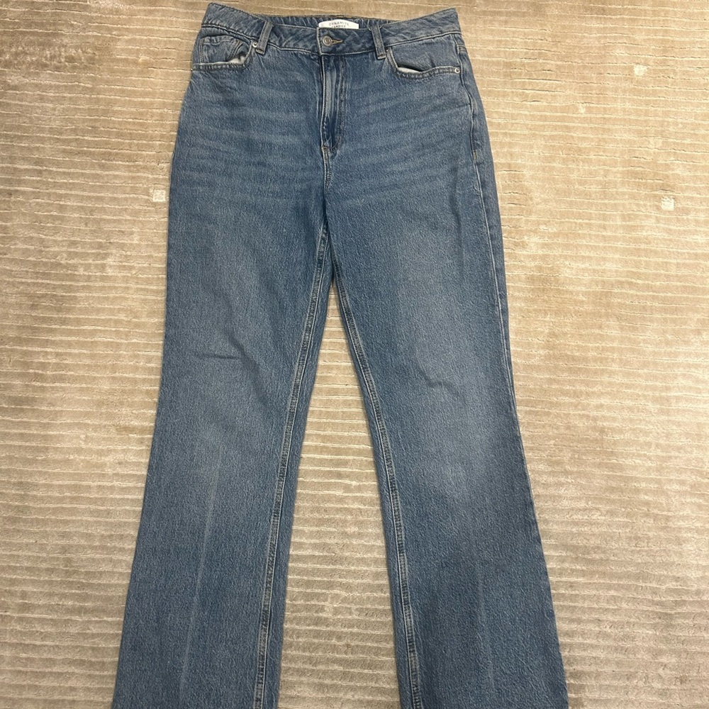 Dynamite straight legged fitted jeans